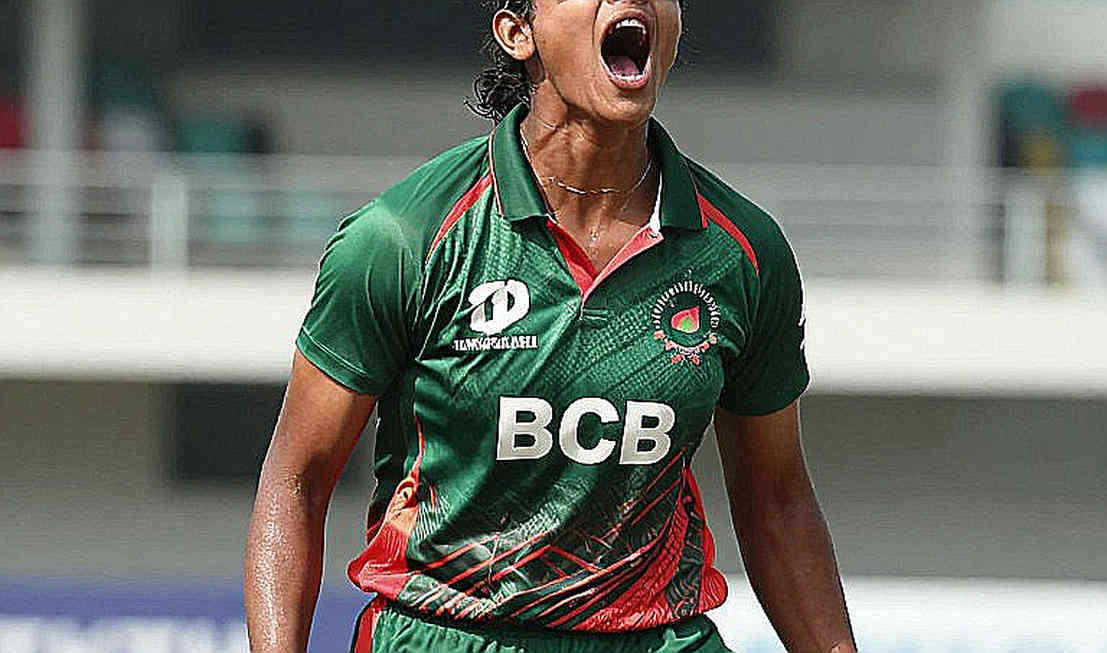 রান্নাঘরের টেবিলের ক্রিকেট: বাংলাদেশের নারী দলের অলিখিত স্কোরবোর্ড রান্নাঘরের টেবিলের ক্রিকেট: বাংলাদেশের নারী দলের অলিখিত স্কোরবোর্ড