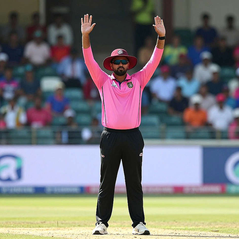On-Chain Ledgers and Cricket's Paper Trail: Tokens, Fans and the New Game of Verification On-Chain Ledgers and Cricket's Paper Trail: Tokens, Fans and the New Game of Verification