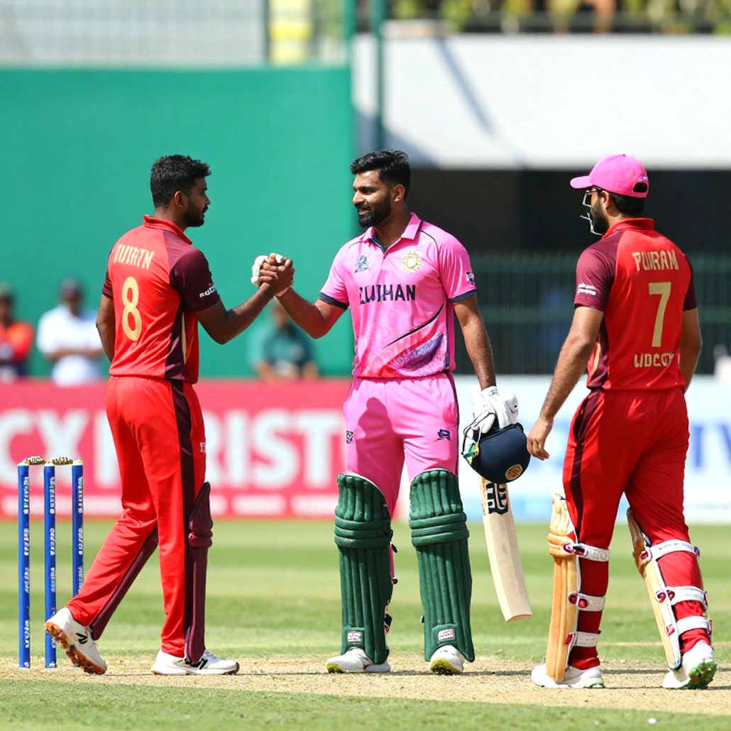 গালফের নির্জন স্টেডিয়ামে এশিয়া কাপের প্রতিধ্বনি: ১৭ জনের নৈঃশব্দ্য কারা শোনে? গালফের নির্জন স্টেডিয়ামে এশিয়া কাপের প্রতিধ্বনি: ১৭ জনের নৈঃশব্দ্য কারা শোনে?